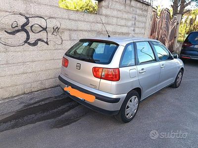 Usata Seat Ibiza 2000 Grigio Utilitaria