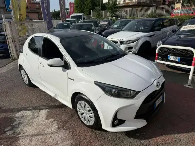 Usata Toyota Yaris Hybrid