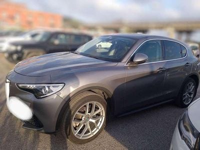 Usata Alfa Romeo Stelvio 280 CV (205 kW) 2017 Grigio SUV