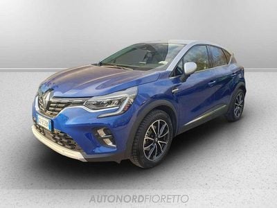 Usata Renault Captur Intens 160 CV (117 kW) 2021 Blu/azzurro SUV