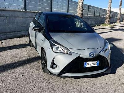 Usata Toyota Yaris Hybrid Edition 73 CV (53 kW) 2018 Berlina