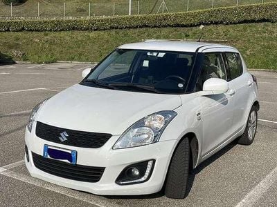 Usata Suzuki Swift 75 CV (55 kW) 2015 Bianco Utilitaria