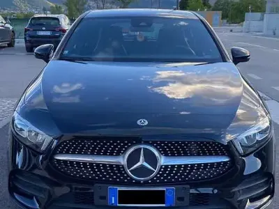 Usata Mercedes A180 AMG line 116 CV (85 kW) 2019 Berlina