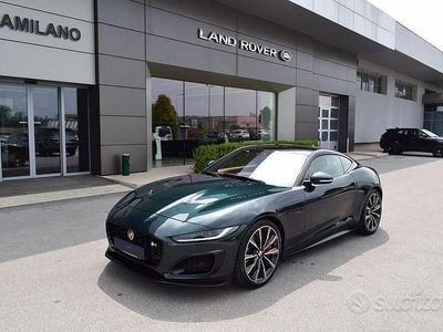 Usata Jaguar F-Type R 575 CV (422 kW) 2022 Verde Coupé