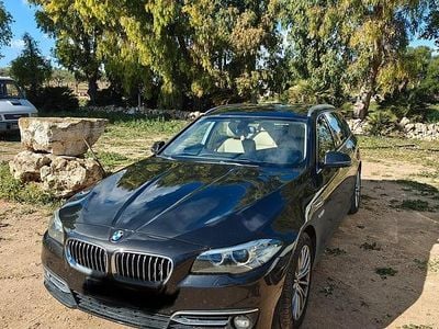 Usata BMW 520 Luxury Line 190 CV (139 kW) 2014 Nero Station wagon