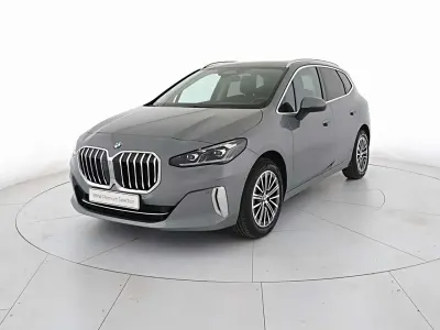Usata BMW 216 Active Tourer Luxury Line 122 CV (89 kW) 2025 Skyscraper grey Monovolume