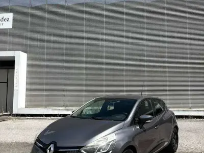 Usata Renault Clio IV 73 CV (53 kW) 2015 Berlina
