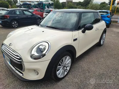 Begagnad Mini One D