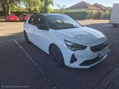 Usata Opel Corsa GS Line 101 CV (74 kW) 2021 Bianco Utilitaria