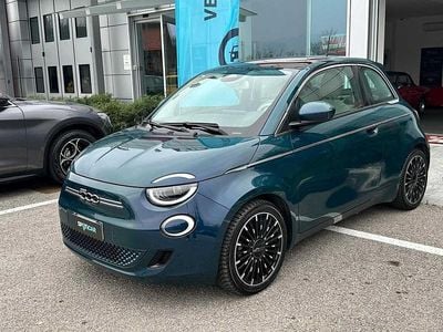 Usata Fiat 500e La Prima 42 kW (58 CV) 2021 Verde Berlina