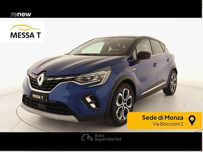 Usata Renault Captur Techno 145 CV (106 kW) 2022 Blu scuro SUV