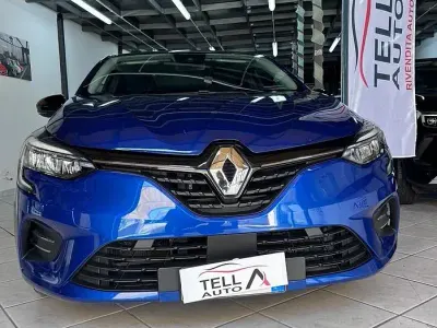 Usata Renault Clio V Evolution 100 CV (73 kW) 2023 Blu Berlina