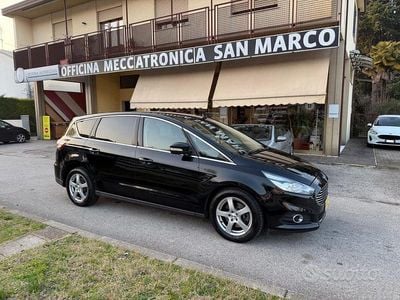 Usata Ford S-MAX S 180 CV (132 kW) 2017 Nero Monovolume
