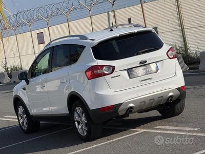 Usata Ford Kuga Titanium 140 CV (102 kW) 2012 Bianco SUV