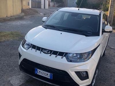 Usata Mahindra KUV100 87 CV (63 kW) 2023 Bianco SUV