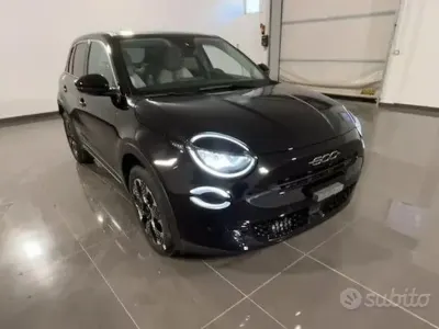 Nuova Fiat 600 La Prima 101 CV (74 kW) 2025 Nero SUV
