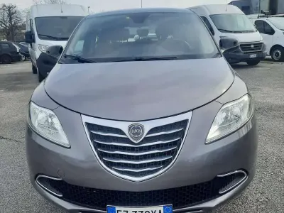 Usata Lancia Ypsilon Silver 95 CV (69 kW) 2015 Other Utilitaria