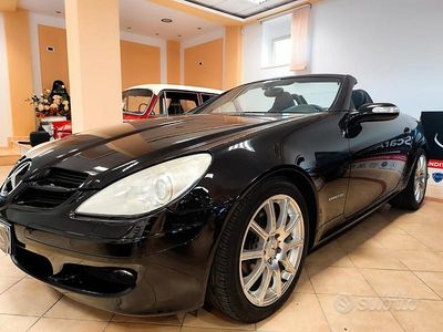 Usata Mercedes SLK200 163 CV (119 kW) 2006 Nero Cabrio