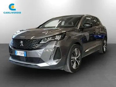Usata Peugeot 3008 Allure 302 CV (222 kW) 2023 Grigio metallizzato SUV