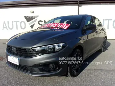 Usata Fiat Tipo 101 CV (74 kW) 2023 Grigio scuro Berlina