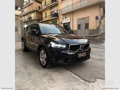 Usata Volvo XC40 Momentum 150 CV (110 kW) 2020 Nero SUV