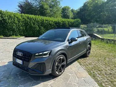 Usata Audi Q2 S-Line 190 CV (139 kW) 2022 Grigio SUV
