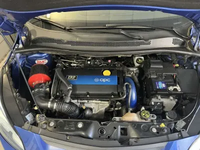 Usata Opel Corsa OPC 207 CV (152 kW) 2016 Utilitaria