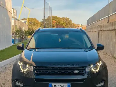 Usata Land Rover Discovery 5 150 CV (110 kW) 2017 Nero SUV