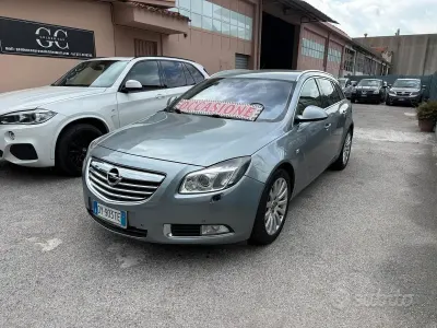 Usata Opel Insignia Cosmo 160 CV (117 kW) 2009 Blu Station wagon
