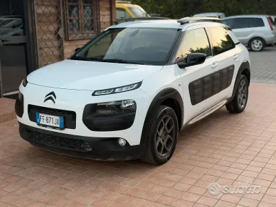 Usata Citroën C4 Cactus 99 CV (72 kW) 2016 Bianco Utilitaria