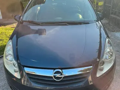 Usata Opel Corsa Cosmo 75 CV (55 kW) 2008 Blu/azzurro Utilitaria