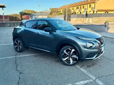 Usata Nissan Juke N-Connecta 114 CV (83 kW) 2022 Grigio SUV