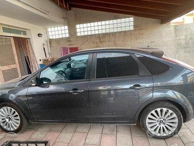 Usata Ford Focus 90 CV (66 kW) 2008 Blu Berlina