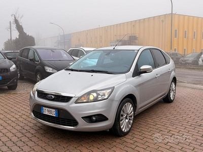 Usata Ford Focus 145 CV (106 kW) 2009 Grigio Berlina
