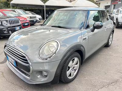 Usata Mini ONE 75 CV (55 kW) 2014 Grigio Utilitaria