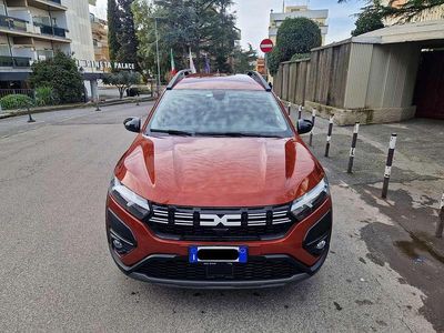 Usata Dacia Jogger Extreme 101 CV (74 kW) 2023 Arancione Monovolume