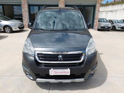 Grigio Usata 2017 Peugeot Partner Tepee Outdoor Monovolume | 9900 € (Molto cara)