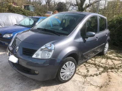 Käytetty Renault Modus 75 HP (55 kW) 2008 Sininen Tila-auto