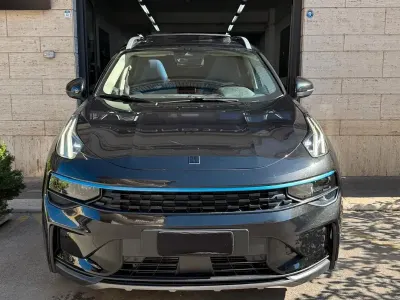 Usata Lynk & Co 01 179 CV (131 kW) 2022 Nero SUV