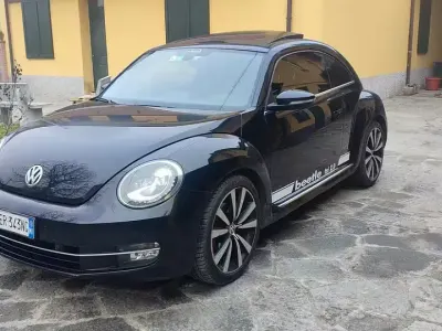 Usata VW Beetle 210 CV (154 kW) 2013 Nero Utilitaria