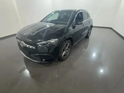 Usata Mercedes GLA200 Advanced Plus 150 CV (110 kW) 2024 Nero cosmo met. SUV