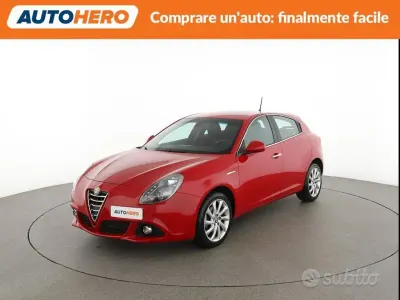 Usata Alfa Romeo Giulietta 120 CV (88 kW) 2016 Rosso Utilitaria