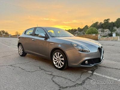 Usata Alfa Romeo Giulietta 120 CV (88 kW) 2017 Grigio Utilitaria