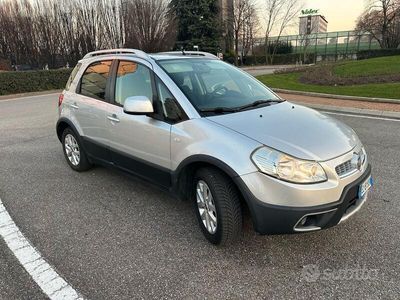 Usata Fiat Sedici 120 CV (88 kW) 2012 Grigio SUV