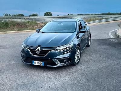 Usata Renault Mégane IV 110 CV (80 kW) 2016 Grigio Station wagon