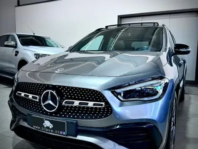 Usata Mercedes GLA220 Premium 190 CV (139 kW) 2021 Grigio SUV