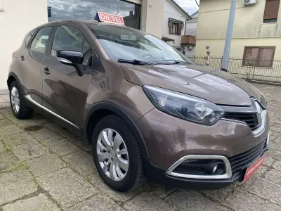 Usata Renault Captur 90 CV (66 kW) 2015 Other SUV