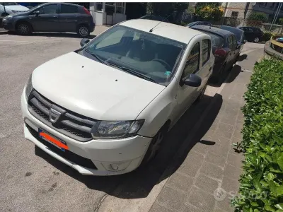 Usata Dacia Sandero 75 CV (55 kW) 2013 Berlina
