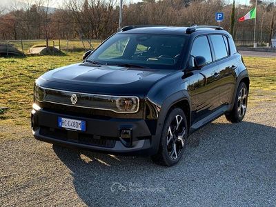 Nuova Renault R4 Komfort 110 kW (150 CV) 2026 Nero SUV