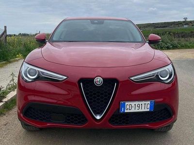 Usata Alfa Romeo Stelvio Business 190 CV (139 kW) 2020 Rosso SUV